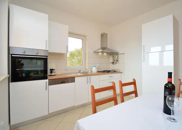 Mira By Interhome בית נופש Dolac